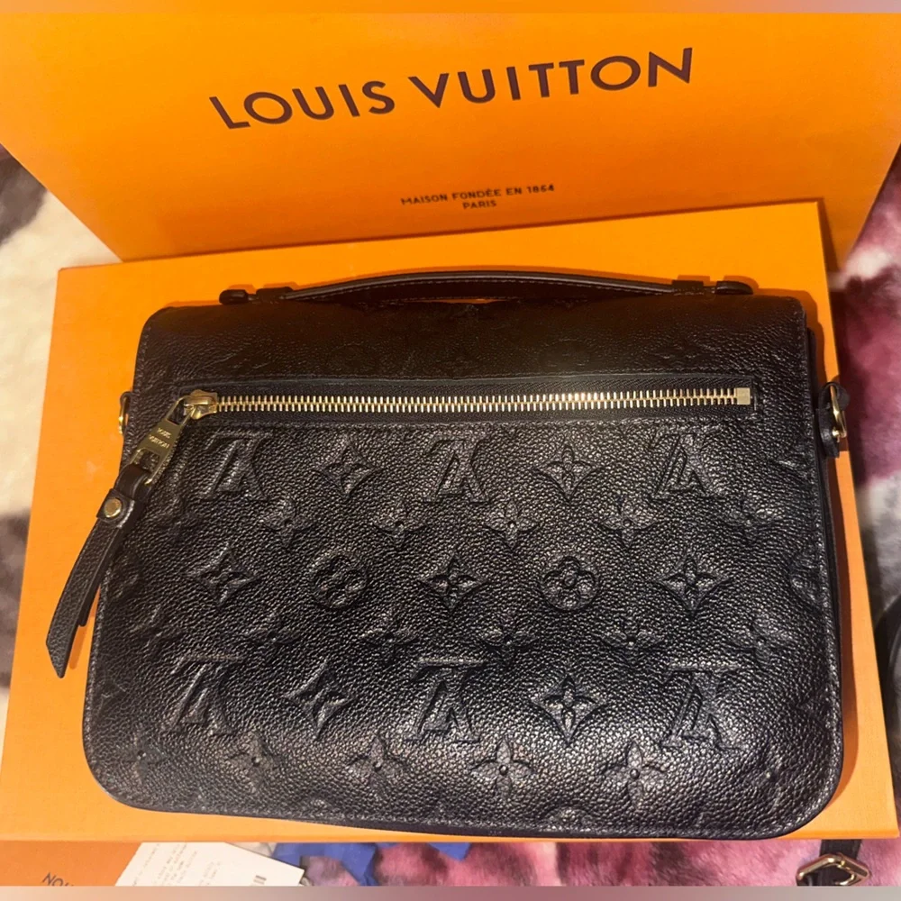 🎉 FULL COMPLETE SET! Louis Vuitton Black Empreinte Pochette Metis Crossbody - Picture 4 of 15